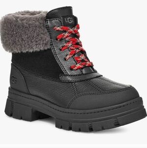 New UGG Women's Ashton Addie Black Waterproof Boots Size 7.5 No Box
